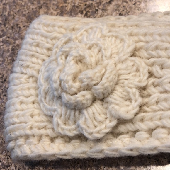 SIJJL Wool and Fleece Lined Cream Headwear Headwrap Floral/Flower - Picture 3 of 16